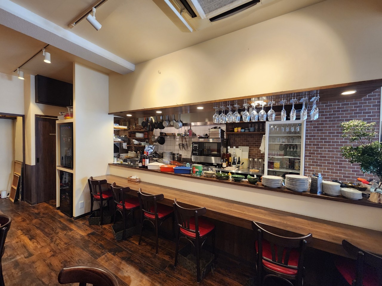 事例サムネイル（池田市城南 1階店舗／空き店舗活用）